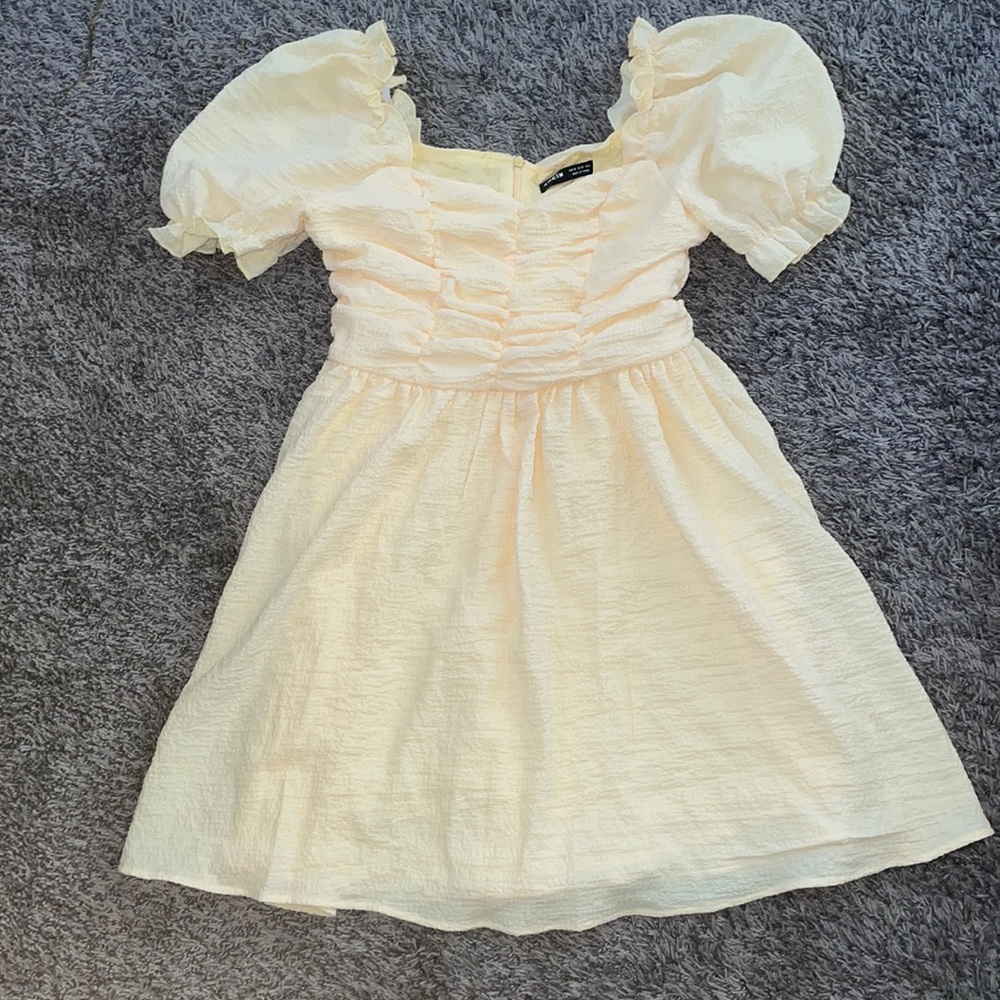 SHEIN yellow milkmaid dress. brand new never worn